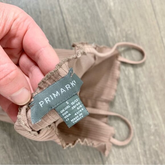 Primark Women’s Crop Tank Top Button Front Taupe Lettuce trim Ribbed Size Small - Picture 8 of 9